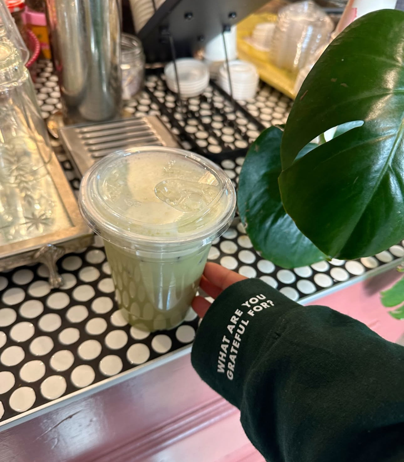 UNISEX Adults Gratitude Crewneck Sweater - Forrest Green